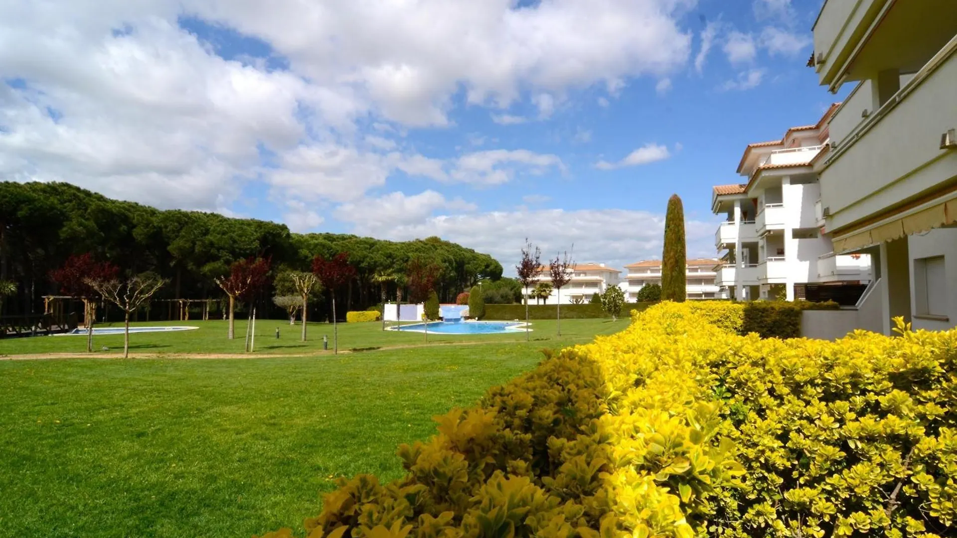 Green Mar F 304 Pals Spain